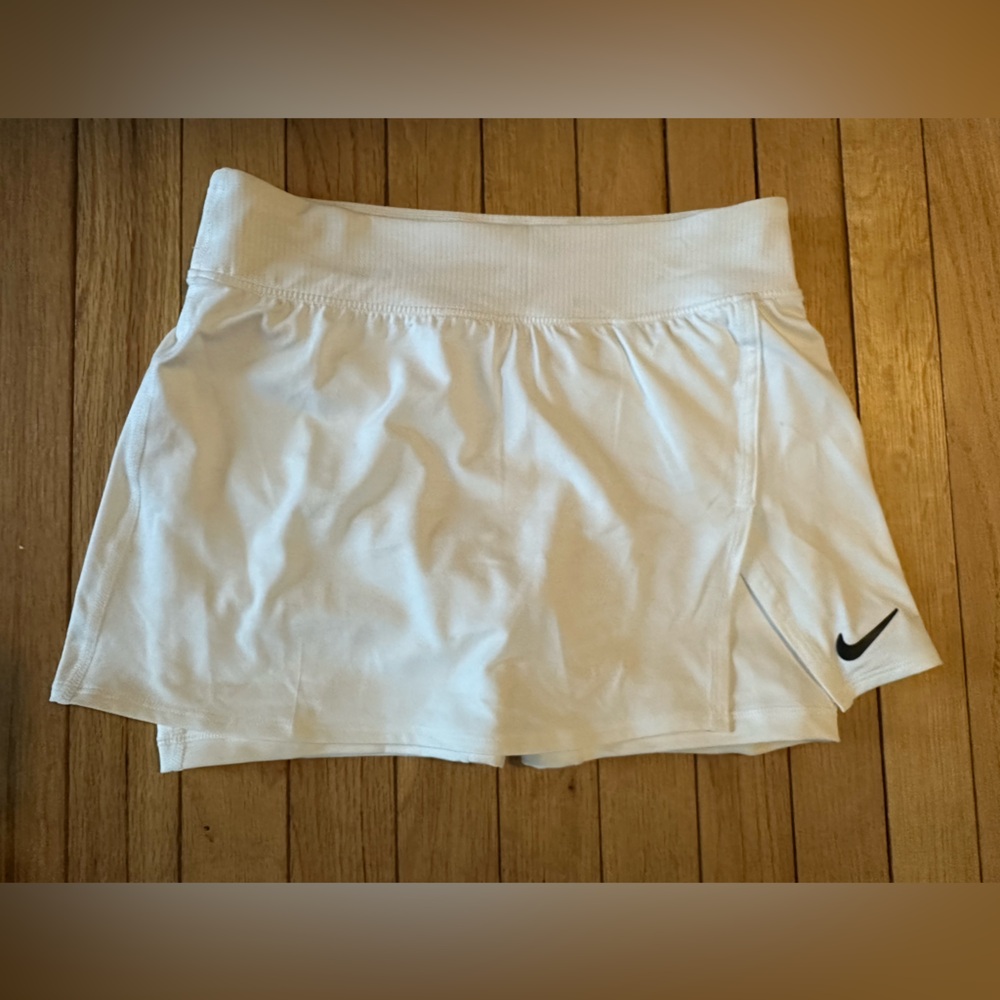 Nike women’s golf skort
